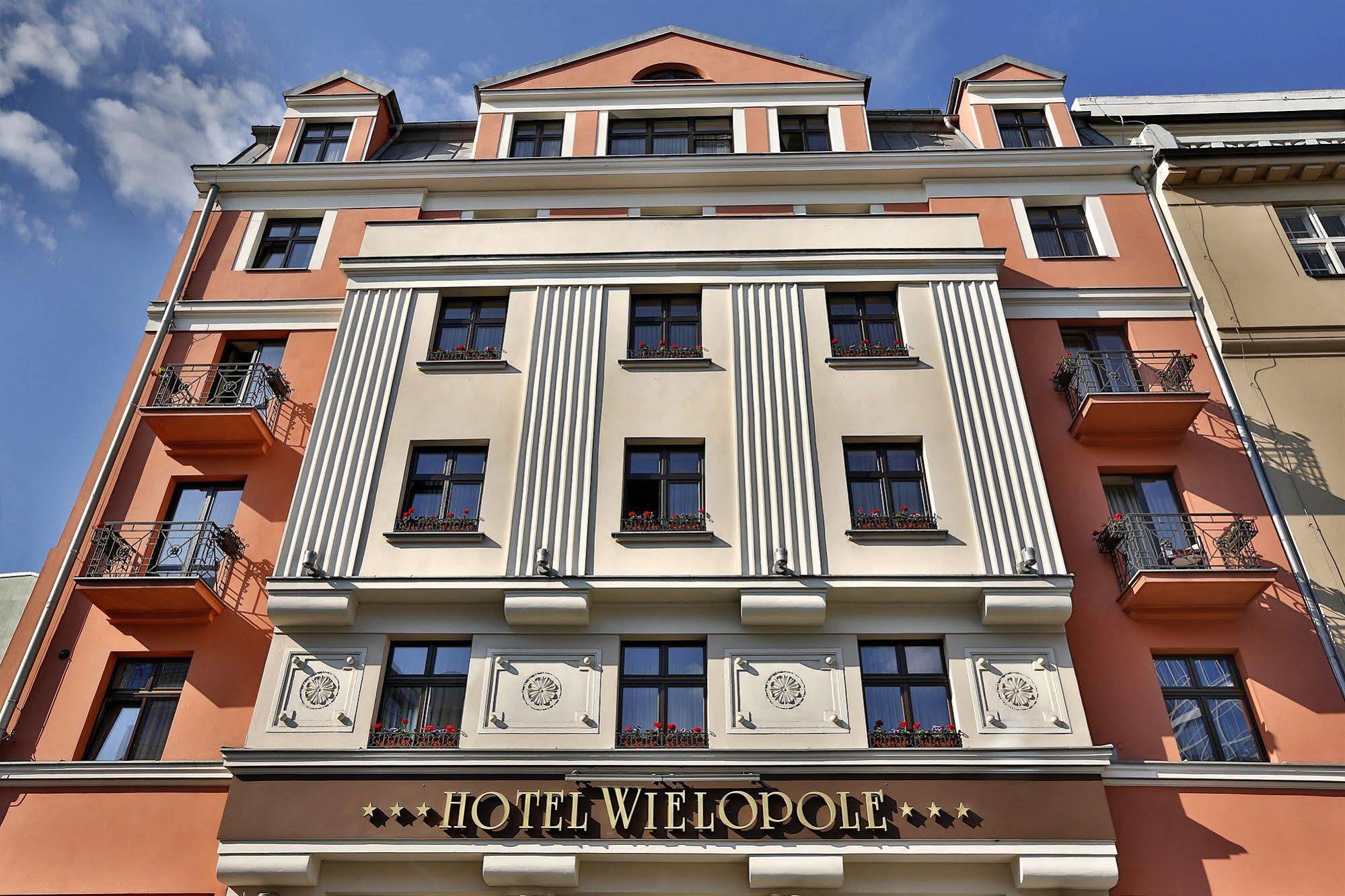 Hotel Wielopole Krasków Exterior foto